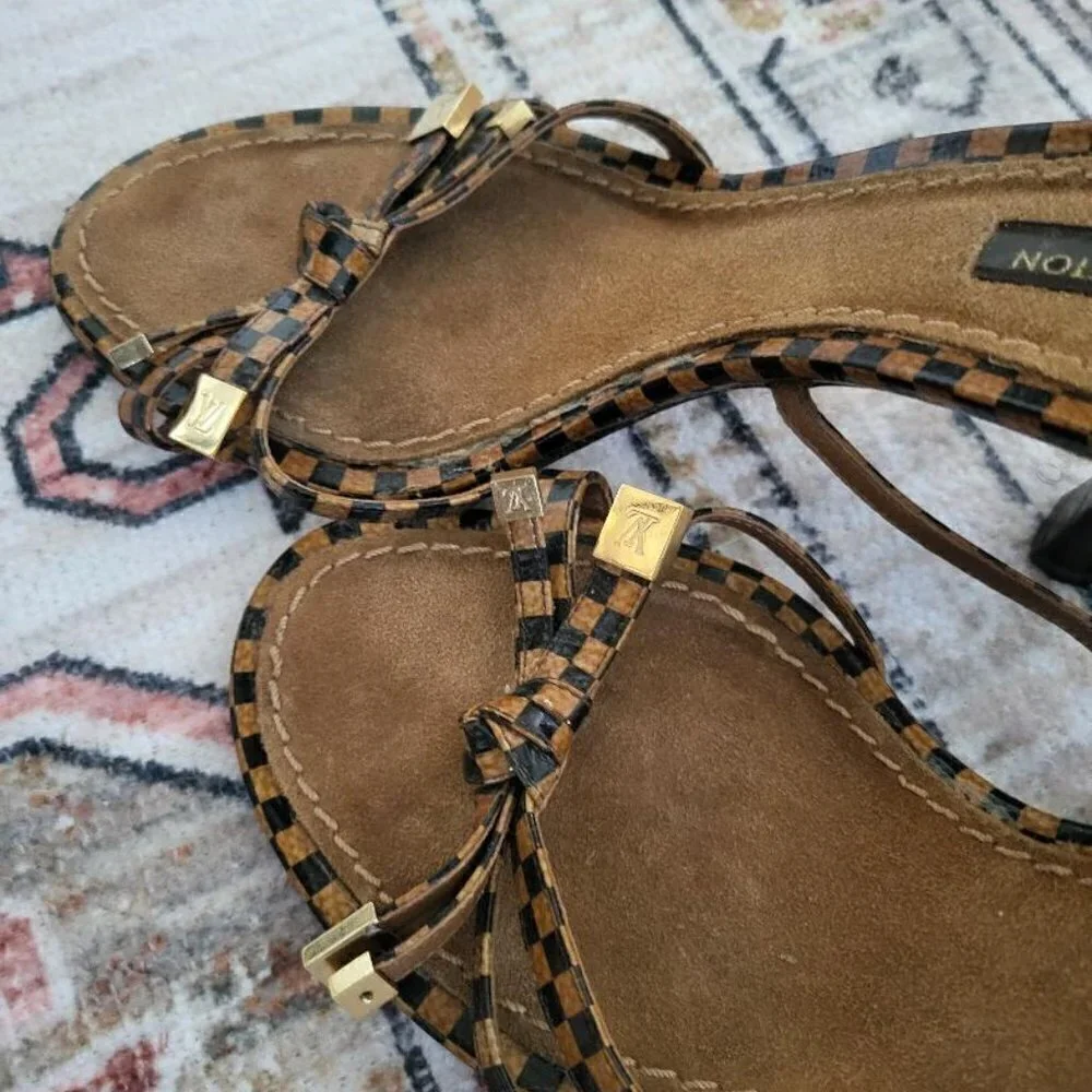 Louis Vuitton Neutrals Pattern Print. Heels 3  1/2 inches. - Picture 2 of 6